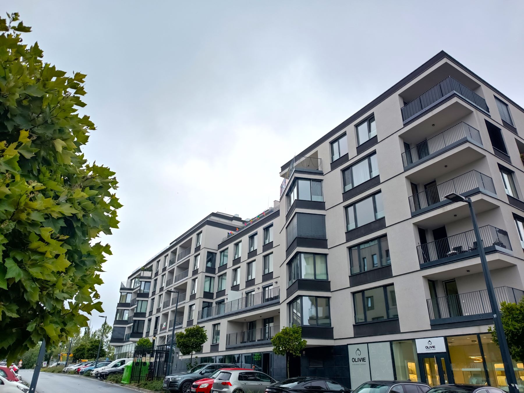 Pronájem bytu 1+kk na ul. Důlní v blízkosti obchodního centra Nová Karolina